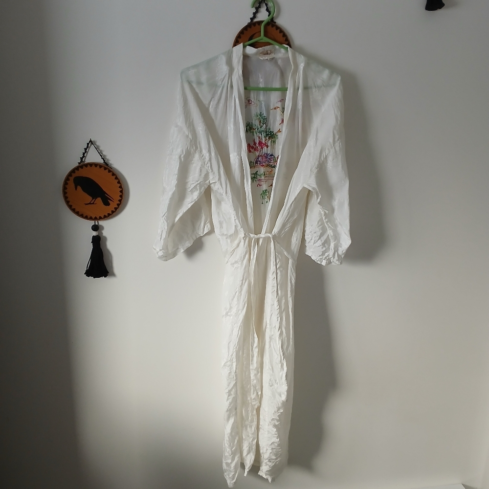 Vintage Rayon Golden Bee Embroidered Robe